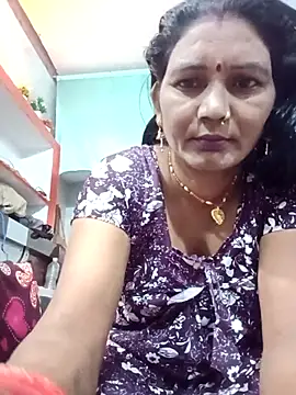 Snapshot of ZIVAA chatting on 11-09-25, 04:55 ZIVAA online show from 11-09-25, 04:55