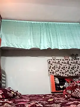 Snapshot of ZIVAA chatting on 11-11-25, 10:26 ZIVAA online show from 11-11-25, 10:26