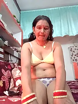 Snapshot of ZIVAA chatting on 11-23-25, 05:40 ZIVAA online show from 11-23-25, 05:40