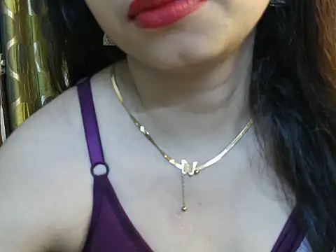 Snapshot of ruby100 chatting on 09-09-25, 07:30 ruby100 online show from 09-09-25, 07:30