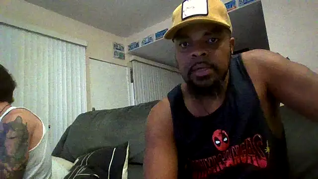 Snapshot of Str8ishVegasGuy chatting on 10-11-25, 01:09 Str8ishVegasGuy online show from 10-11-25, 01:09