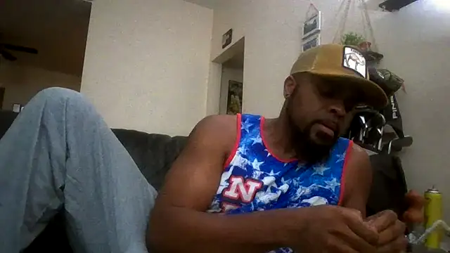 Snapshot of Str8ishVegasGuy chatting on 10-12-25, 07:51 Str8ishVegasGuy online show from 10-12-25, 07:51