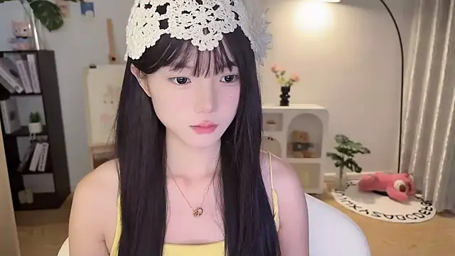 Snapshot of Momo-xx chatting on 09-30-25, 11:54 Momo-xx online show from 09-30-25, 11:54