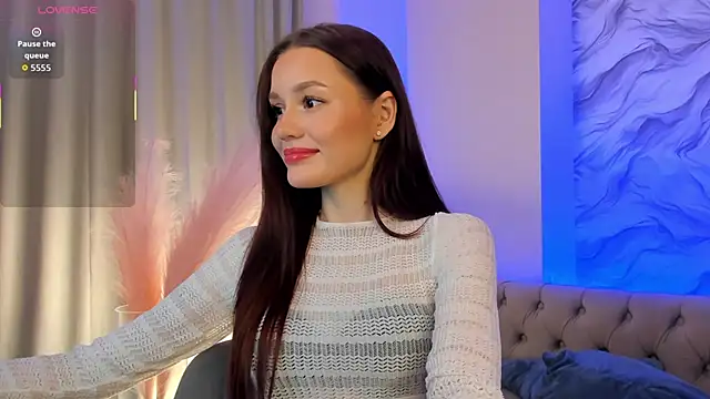 Aria Mila online show from 11-20-25, 03:07