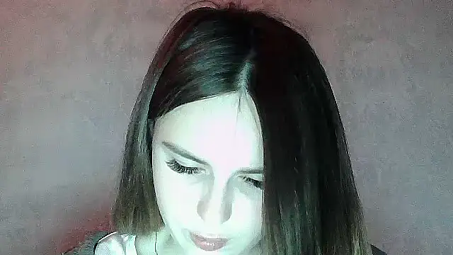 SweetLoraa online show from 05-14-26, 06:37