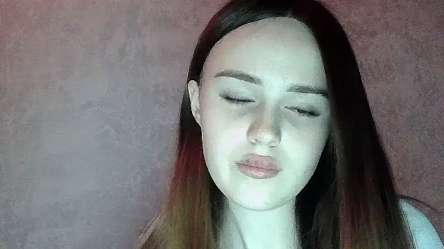 SweetLoraa online show from 05-15-26, 05:42