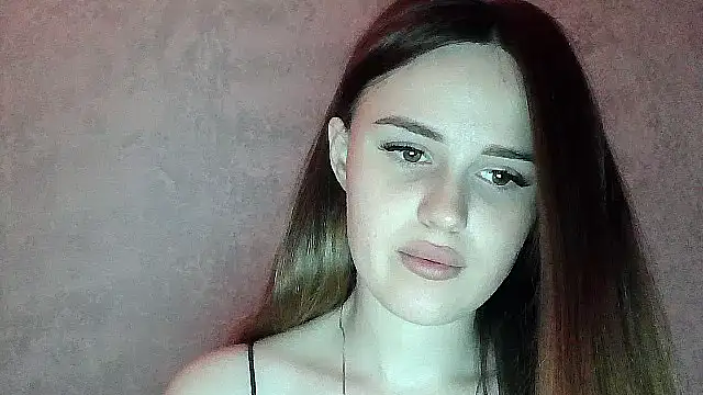 SweetLoraa online show from 05-21-26, 06:15