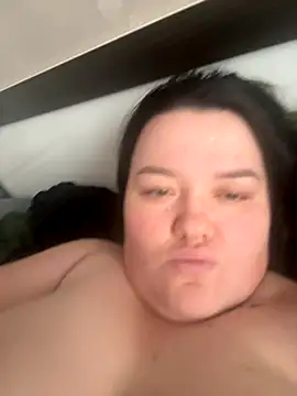 SunnyLeila2101 online show from 11-08-25, 10:04