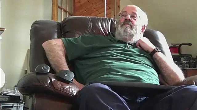 janzer13 online show from 11-22-25, 01:54