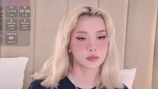 Nesolla online show from 09-11-25, 01:33