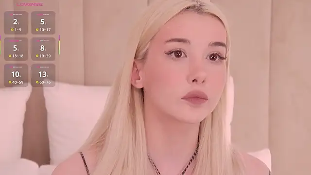 Snapshot of Nesolla chatting on 05-15-26, 03:30 Nesolla online show from 05-15-26, 03:30