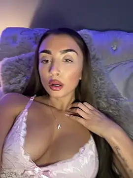 ellariverss online show from 07-04-26, 12:50