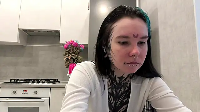 Snapshot of HighelikeGirl chatting on 01-13-26, 07:02 HighelikeGirl online show from 01-13-26, 07:02