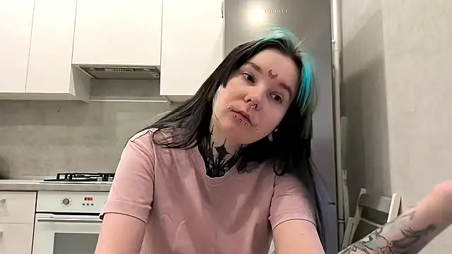 Snapshot of HighelikeGirl chatting on 01-15-26, 07:24 HighelikeGirl online show from 01-15-26, 07:24