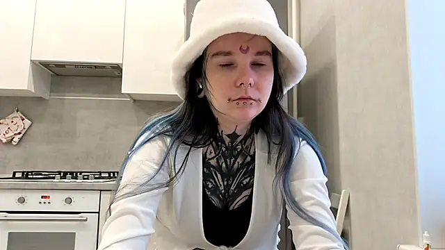 Snapshot of HighelikeGirl chatting on 02-02-26, 06:23 HighelikeGirl online show from 02-02-26, 06:23