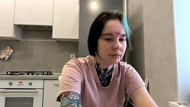 Snapshot of HighelikeGirl chatting on 03-02-26, 07:15 HighelikeGirl online show from 03-02-26, 07:15