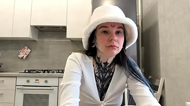 Snapshot of HighelikeGirl chatting on 03-03-26, 06:08 HighelikeGirl online show from 03-03-26, 06:08