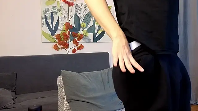 Snapshot of nudetension1 chatting on 11-04-25, 07:18 nudetension1 online show from 11-04-25, 07:18