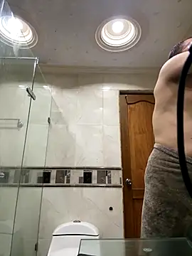   Damian    online show from 10-04-25, 09:24