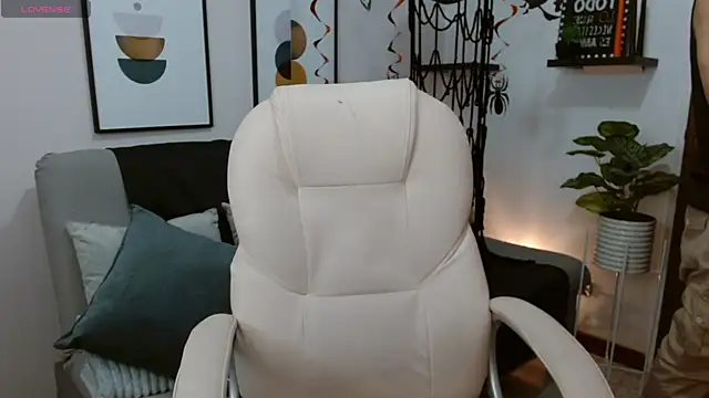   Damian    online show from 11-02-25, 12:13