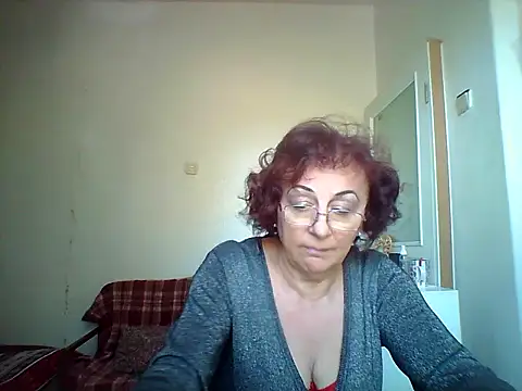 Snapshot of Julia54391 chatting on 09-26-25, 10:41 Julia54391 online show from 09-26-25, 10:41