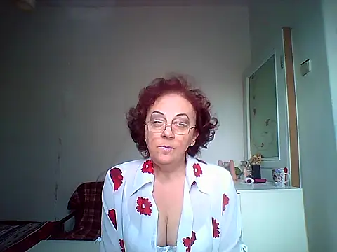 Snapshot of Julia54391 chatting on 10-02-25, 06:53 Julia54391 online show from 10-02-25, 06:53