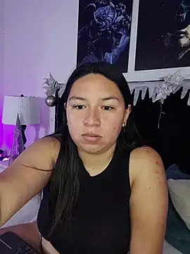 BellaRoux1 online show from 11-18-25, 12:31