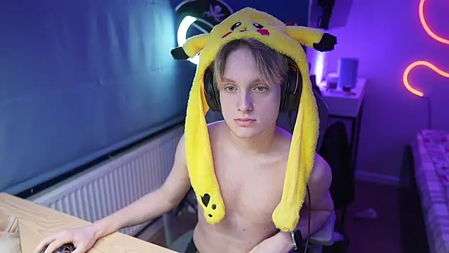 Snapshot of Serxyi chatting on 01-12-26, 04:01 Serxyi online show from 01-12-26, 04:01