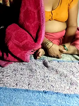 POOJACOUPLE online show from 07-24-26, 07:45