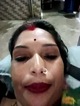 Gyavatixx online show from 10-22-25, 03:56