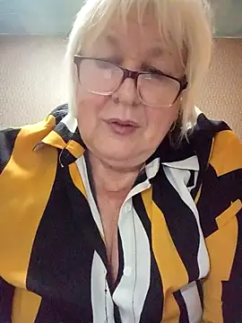 Alexia64231 online show from 10-25-25, 06:13