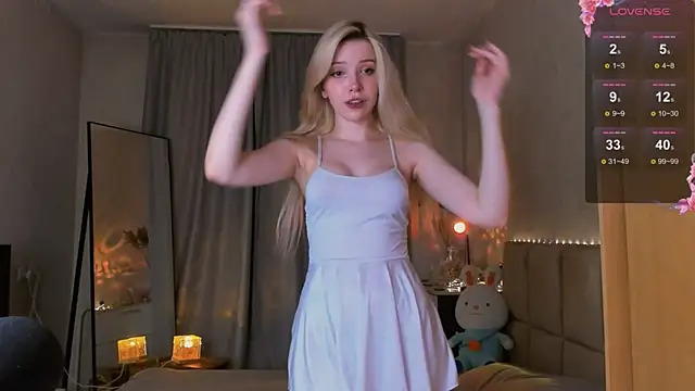 Snapshot of peachii_meow chatting on 10-02-25, 02:57 peachii meow online show from 10-02-25, 02:57