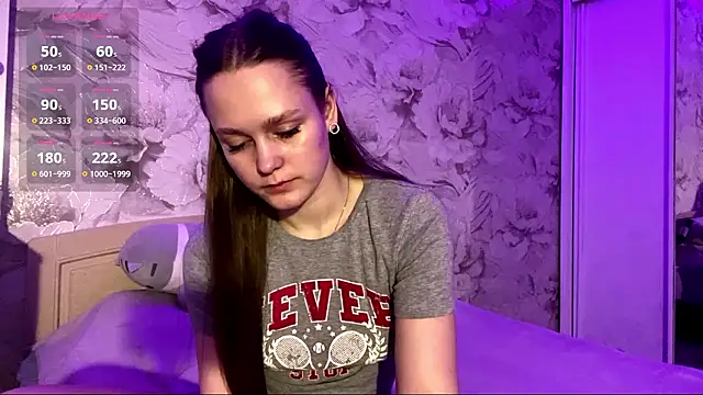 SoSweetGirl online show from 03-18-26, 06:44