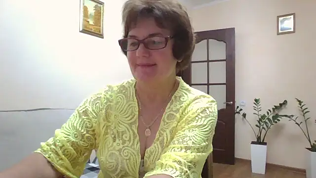 Snapshot of Galina56301 chatting on 09-12-25, 06:30 Galina56301 online show from 09-12-25, 06:30