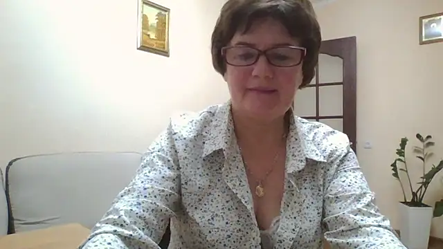Snapshot of Galina56301 chatting on 10-07-25, 04:59 Galina56301 online show from 10-07-25, 04:59
