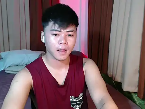 hot emman online show from 02-18-26, 06:42