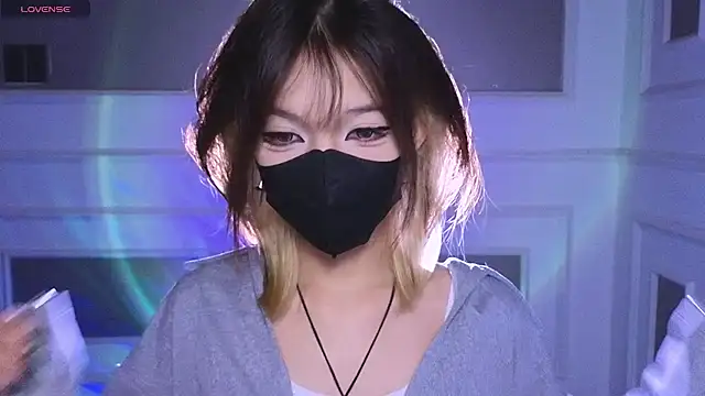      Panda      online show from 05-27-26, 02:52