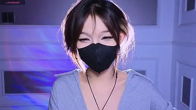      Panda      online show from 06-05-26, 06:57