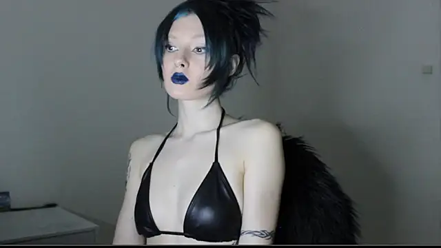 midnightsiren777 online show from 03-05-26, 09:33