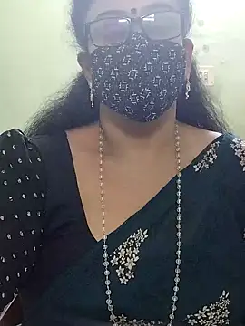 sweet-lotus online show from 09-19-25, 03:52