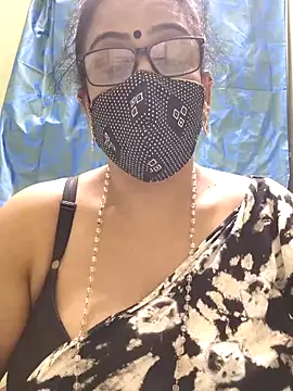 sweet-lotus online show from 11-06-25, 05:14