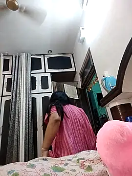 Cute-Janvi20 online show from 04-10-26, 09:25