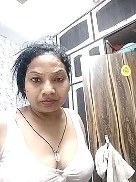 Snapshot of Cute-Janvi20 chatting on 06-21-26, 04:48 Cute-Janvi20 online show from 06-21-26, 04:48