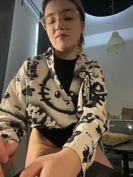 Cherry   Blossom online show from 11-27-25, 09:22