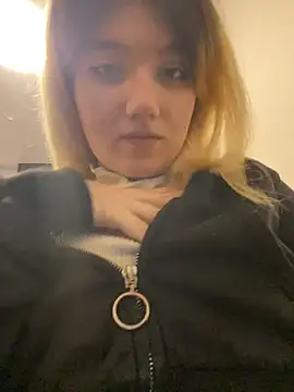 Cherry   Blossom online show from 04-04-26, 01:52