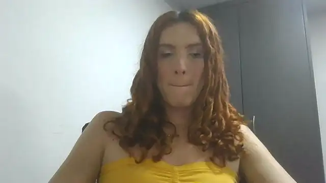 Snapshot of Emma_Lodge chatting on 07-15-26, 02:55 Emma Lodge online show from 07-15-26, 02:55