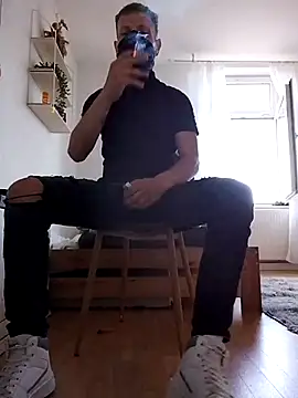 P E R V I T I N online show from 07-08-26, 04:55