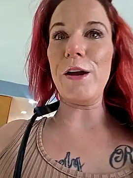 Snapshot of RhondaRump chatting on 01-07-26, 04:09 RhondaRump online show from 01-07-26, 04:09