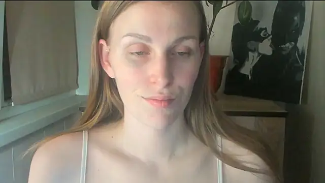 Snapshot of JuliaMuuun chatting on 05-06-26, 07:52 JuliaMuuun online show from 05-06-26, 07:52