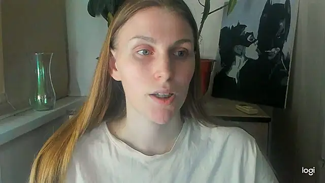 Snapshot of JuliaMuuun chatting on 05-23-26, 06:45 JuliaMuuun online show from 05-23-26, 06:45